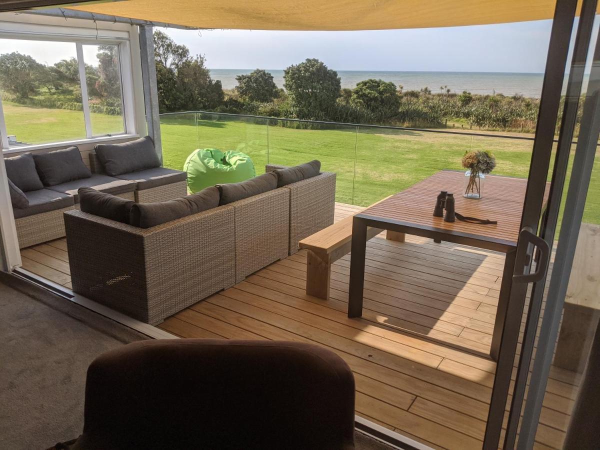 הוילה Waitara Taranaki Beach House - Great Sea Views מראה חיצוני תמונה